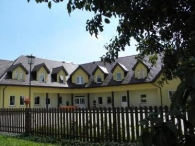 Hotelik Pod Baranami Siechnice Buitenkant foto